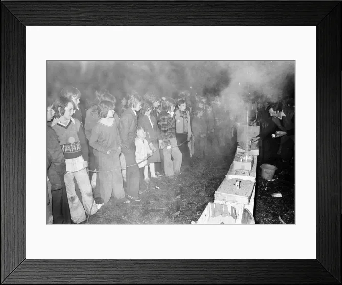 Framed Print : Bonfire Night, Reading, Berkshire, November 1975 Framed Print : Bonfire Night, Reading, Berkshire, November 1975