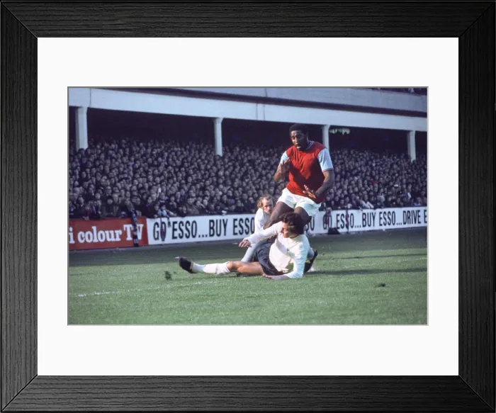 Framed Print : English League Division One match at Upton Park. West Ham United 0 v Derby County 0 Framed Print : English League Division One match at Upton Park. West Ham United 0 v Derby County 0