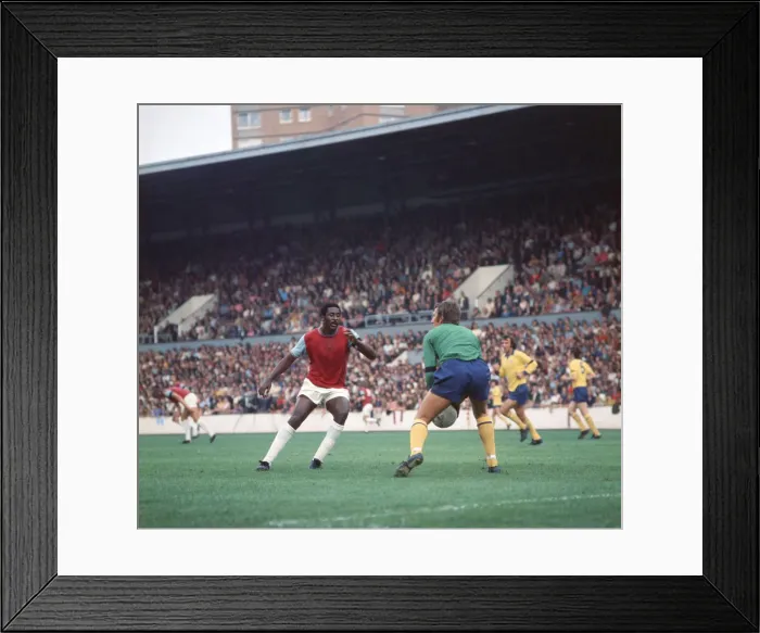 Framed Print : English League Division One match at Upton Park. West Ham United 2 v Manchester Framed Print : English League Division One match at Upton Park. West Ham United 2 v Manchester