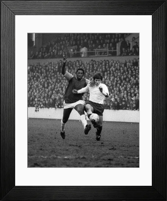 Framed Print : English League Division One match at Upton Park. West Ham United 3 v Derby County 3 Framed Print : English League Division One match at Upton Park. West Ham United 3 v Derby County 3