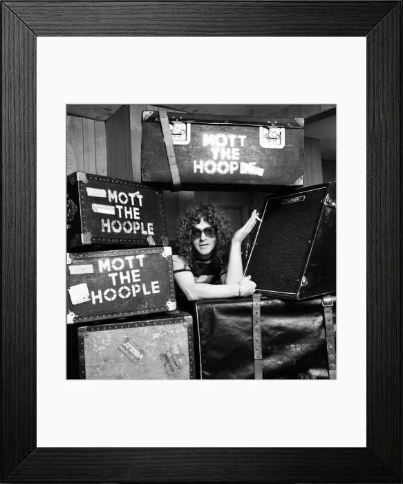 Framed Print : Mott The Hoople singer Ian Hunter 30th August 1973 Framed Print : Mott The Hoople singer Ian Hunter 30th August 1973