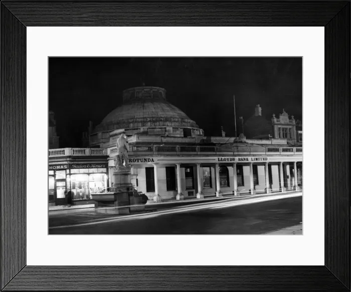 Framed Print : Montpellier Rotunda, Cheltenham. 13th November 1938 Framed Print : Montpellier Rotunda, Cheltenham. 13th November 1938