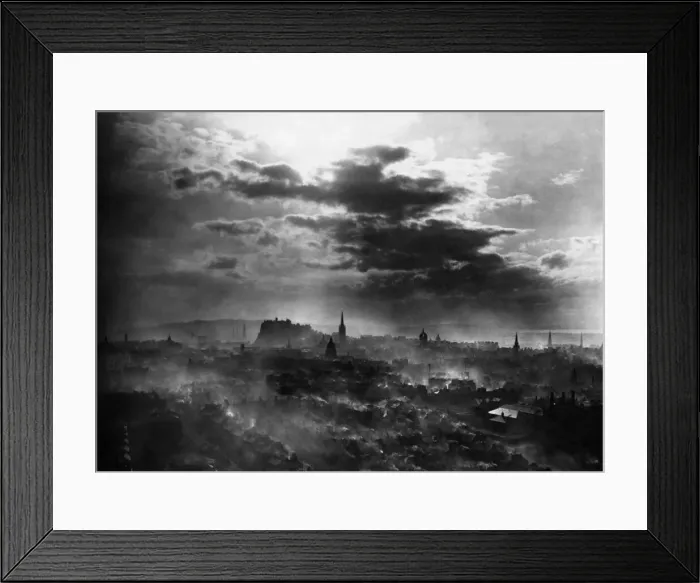 Framed Print : Stunning view of Edinburgh, Scotlands capital city Framed Print : Stunning view of Edinburgh, Scotlands capital city