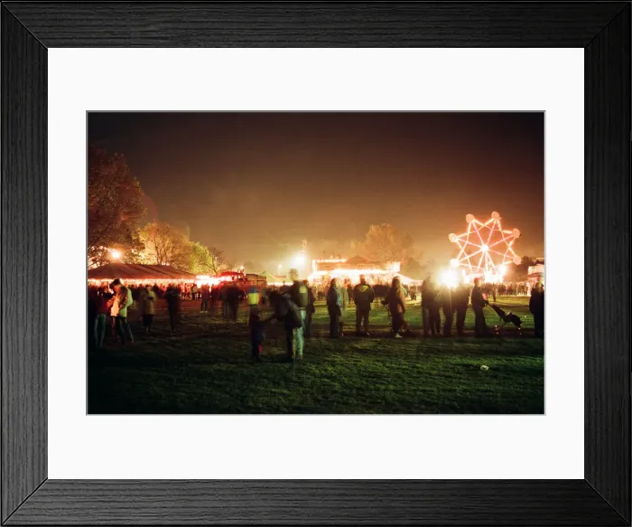 Framed Print : Fireworks, Kings Meadow park, Reading, Berkshire, 4th November 1995