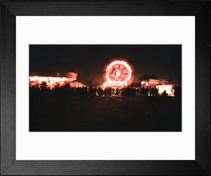 Framed Print : Fireworks, Kings Meadow park, Reading, Berkshire, 4th November 1995