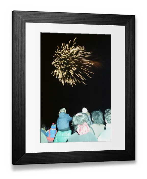 Framed Print : Round Table Fireworks, Kings Meadow park, Reading, Berkshire, 3rd November 1990