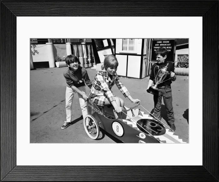 Framed Print : Susan Denberg, actress and special guest to launch and present prizes at the Soapbox Framed Print : Susan Denberg, actress and special guest to launch and present prizes at the Soapbox