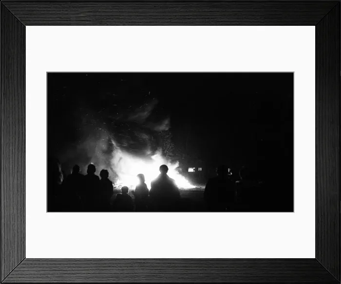 Framed Print : Bonfire Night, Reading, Berkshire, November 1975 Framed Print : Bonfire Night, Reading, Berkshire, November 1975