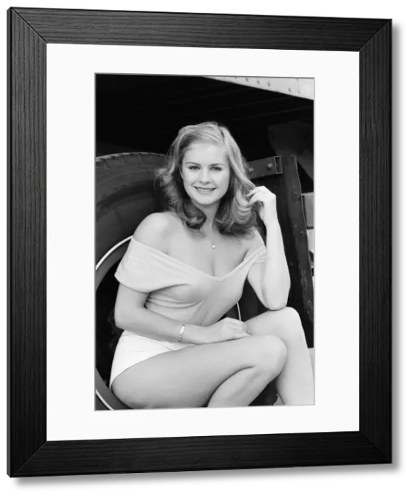 Framed Print : Denise Perry, Glamour Model, August 1978 Framed Print : Denise Perry, Glamour Model, August 1978