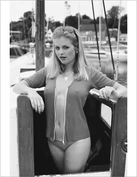 Denise Perry, Glamour Model, 11th June 1976