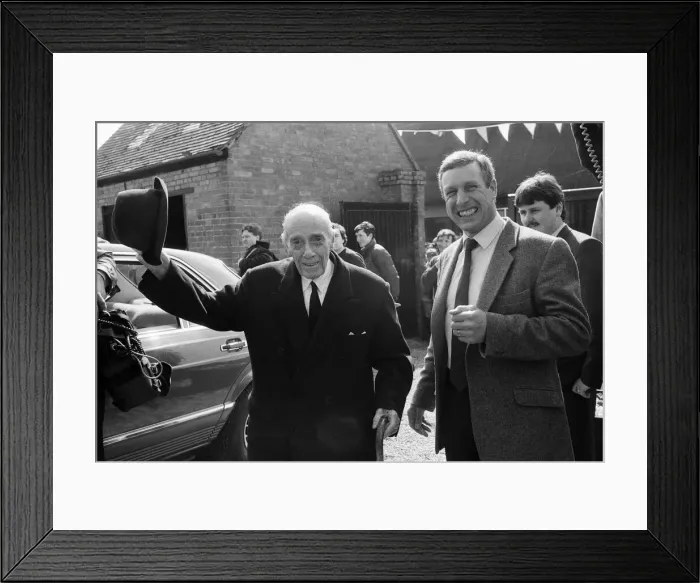 Framed Print : Grand National Winner, Maori Venture and owner Jim Joel