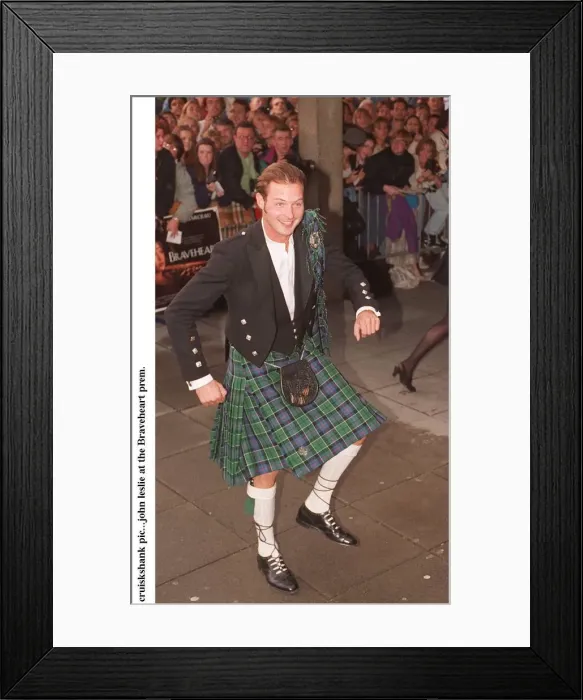 Framed Print : John Leslie at the premiere of the film Braveheart wearing tartan kilt Highland dress Framed Print : John Leslie at the premiere of the film Braveheart wearing tartan kilt Highland dress