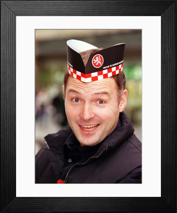 Framed Print : John Leslie Daily Record Glengarry November 1999 tv presenter wearing hat a