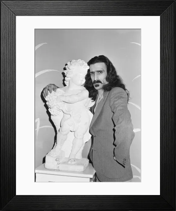 Framed Print : Frank Zappa. American musician. Pictured at The Dorchester Hotel in London