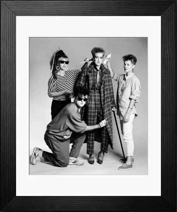 Framed Print : Steve Strange with model Liza. 29th August 1984 Framed Print : Steve Strange with model Liza. 29th August 1984