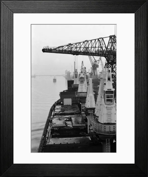 Framed Print : Shipbuilding at Smiths Dock. Middlesbrough, North Yorkshire. 1972