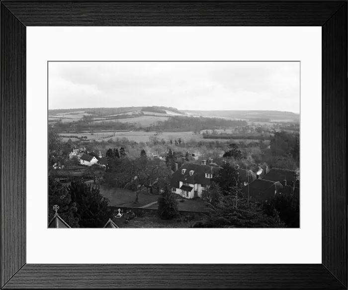 Framed Print : Village scenes in Chilham, Kent. 12th December 1961 Framed Print : Village scenes in Chilham, Kent. 12th December 1961
