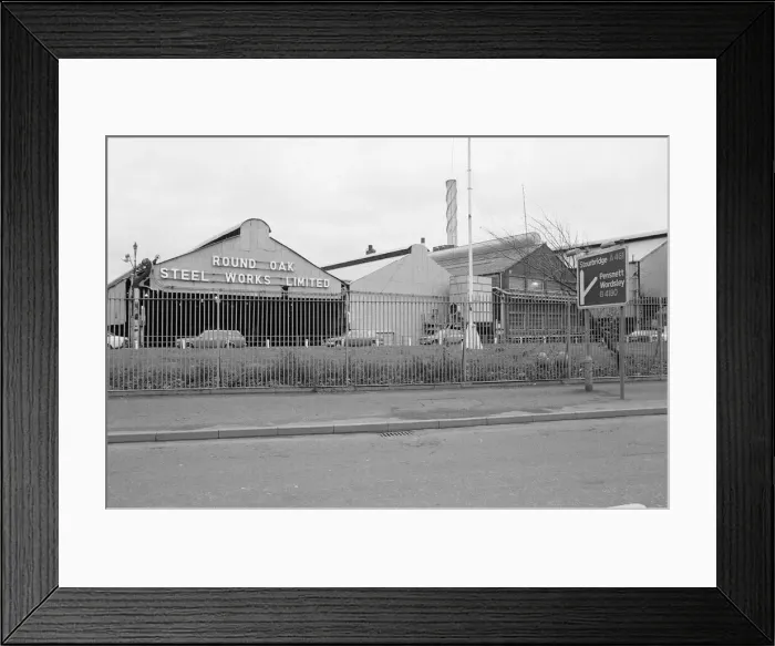 Framed Print : Round Oak Steelworks, Brierley Hill, West Midlands, 17th November 1982 Framed Print : Round Oak Steelworks, Brierley Hill, West Midlands, 17th November 1982