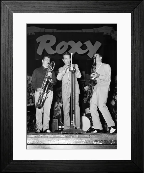 Framed Print : Pop concert at the Royal Albert Hall presented by Roxy, Marilyn Framed Print : Pop concert at the Royal Albert Hall presented by Roxy, Marilyn