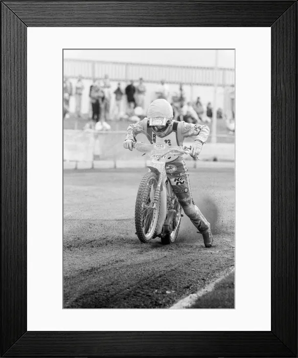 Framed Print : Speedway, Reading v Wolverhampton, at the Smallmead Stadium, Reading, 24th August 1992 Framed Print : Speedway, Reading v Wolverhampton, at the Smallmead Stadium, Reading, 24th August 1992