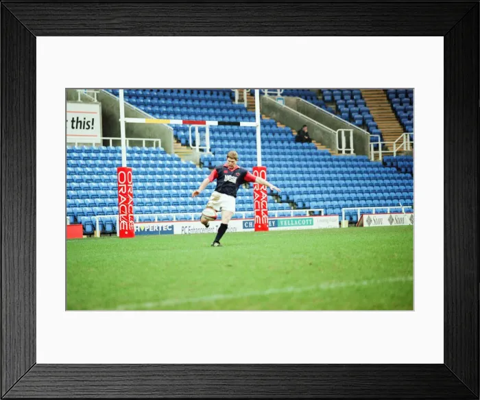 Framed Print : Richmond 40-22 London Scottish, English Rugby Union Premiership match at the Madejski Framed Print : Richmond 40-22 London Scottish, English Rugby Union Premiership match at the Madejski