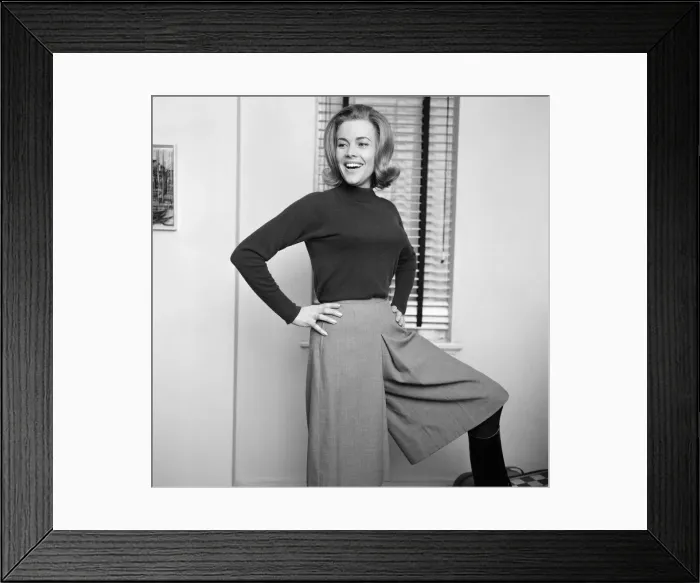 Framed Print : Actress Honor Blackman, feature for Donald Zec. 3rd February 1963 Framed Print : Actress Honor Blackman, feature for Donald Zec. 3rd February 1963