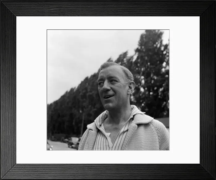 Framed Print : The stars of Our Man in Havana. Alec Guinness. 20th May 1959 Framed Print : The stars of Our Man in Havana. Alec Guinness. 20th May 1959