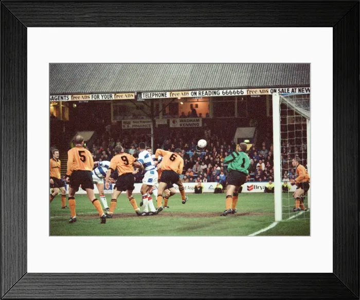 Framed Print : Football match, Reading v Wolverhampton Wanderers, final score 3-0 to Reading Framed Print : Football match, Reading v Wolverhampton Wanderers, final score 3-0 to Reading