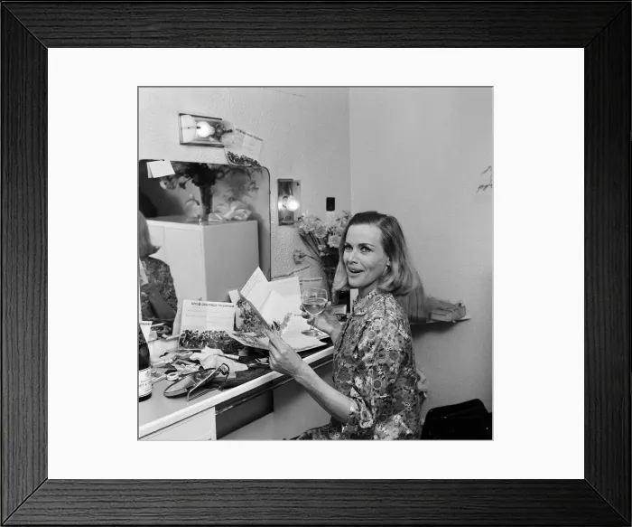 Framed Print : Actress Honor Blackman reads telegrams of congratulations in her dressing room Framed Print : Actress Honor Blackman reads telegrams of congratulations in her dressing room