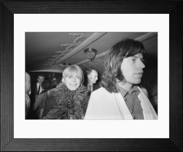 Framed Print : Mick Jagger, lead singer of the Rolling Stones pop group with his girlfriend Marianne Framed Print : Mick Jagger, lead singer of the Rolling Stones pop group with his girlfriend Marianne