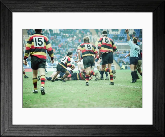 Framed Print : Richmond 40-22 London Scottish, English Rugby Union Premiership match at the Madejski Framed Print : Richmond 40-22 London Scottish, English Rugby Union Premiership match at the Madejski