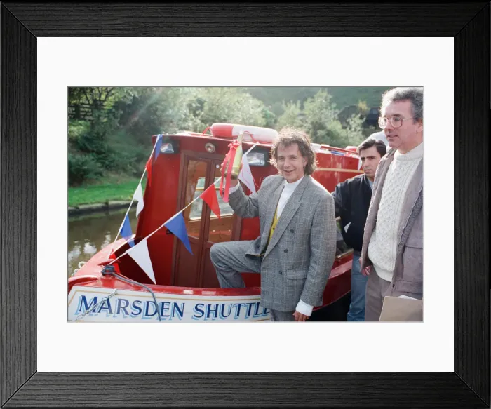 Framed Print : Essex joined the Yorkshire-Lancashire waterway at Marsden yesterday