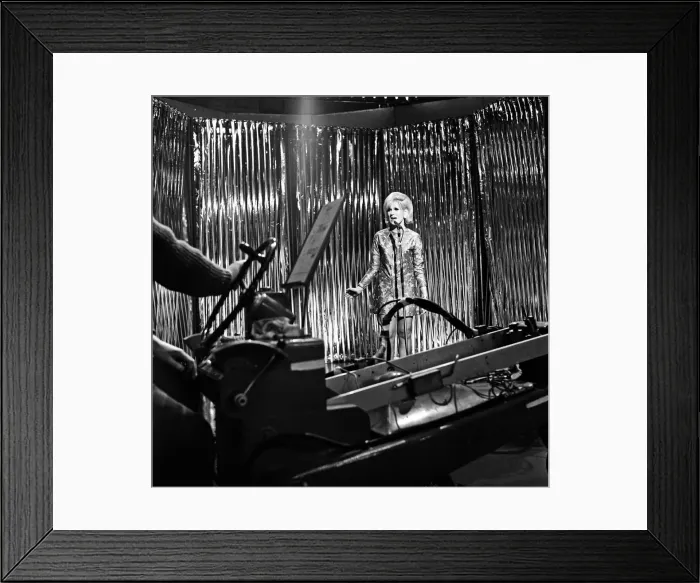 Framed Print : Dusty Springfield performing at the rehearsals for Top of the Pops at the BBC Framed Print : Dusty Springfield performing at the rehearsals for Top of the Pops at the BBC
