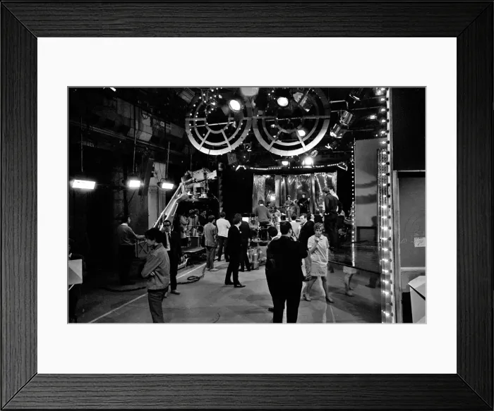 Framed Print : Procol Harum performing A Whiter Shade Of Pale at rehearsals for Top of the Pops