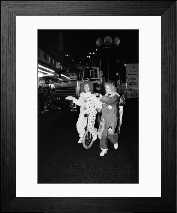 Framed Print : Christmas light switch on at Broad Street Mall, Reading. 21st November 1991 Framed Print : Christmas light switch on at Broad Street Mall, Reading. 21st November 1991