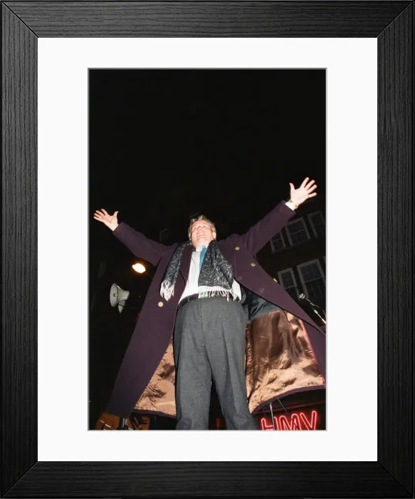 Framed Print : Christopher Biggins Christmas light switch on at Broad Street Mall, Reading Framed Print : Christopher Biggins Christmas light switch on at Broad Street Mall, Reading
