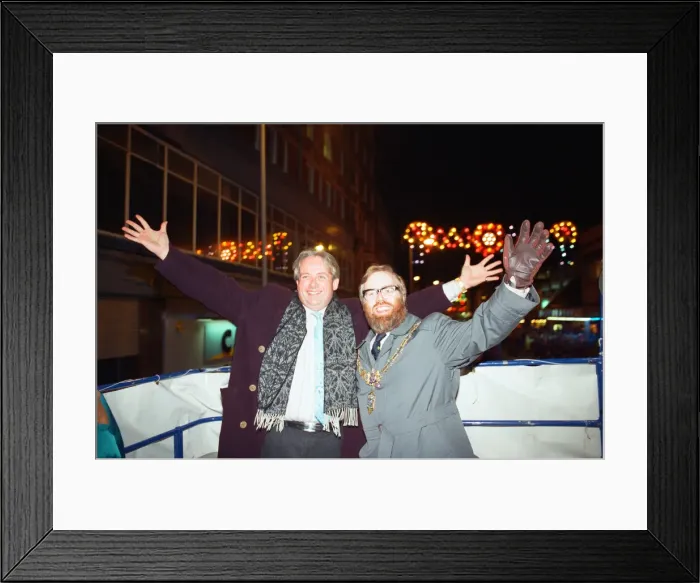 Framed Print : Christopher Biggins Christmas light switch on at Broad Street Mall, Reading Framed Print : Christopher Biggins Christmas light switch on at Broad Street Mall, Reading