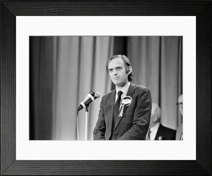Framed Print : Bootle By-election 1990, Merseyside, 8th November 1990. Won by Labour Party, Joe Benton Framed Print : Bootle By-election 1990, Merseyside, 8th November 1990. Won by Labour Party, Joe Benton