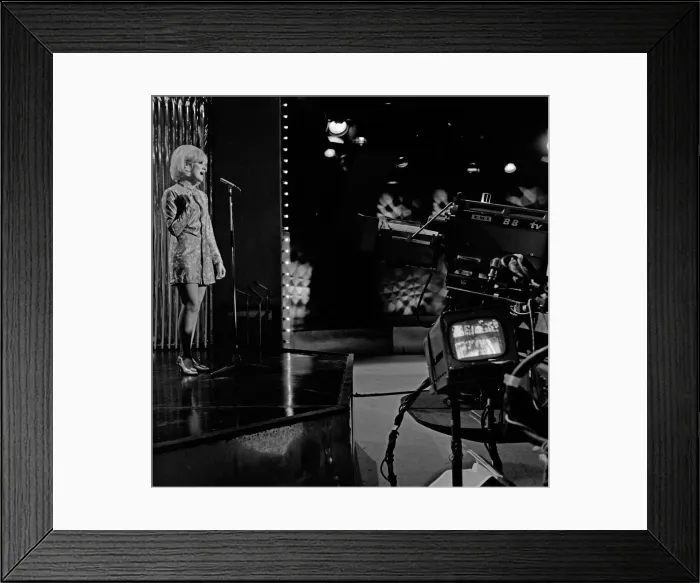 Framed Print : Dusty Springfield performing at the rehearsals for Top of the Pops at the BBC Framed Print : Dusty Springfield performing at the rehearsals for Top of the Pops at the BBC