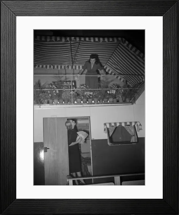 Framed Print : British International Motor Show, held at Earls Court, London, 17th to 27th October 1951 Framed Print : British International Motor Show, held at Earls Court, London, 17th to 27th October 1951