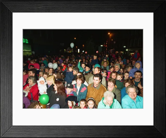 Framed Print : Christmas light switch on at Broad Street Mall, Reading. 25th November 1993 Framed Print : Christmas light switch on at Broad Street Mall, Reading. 25th November 1993