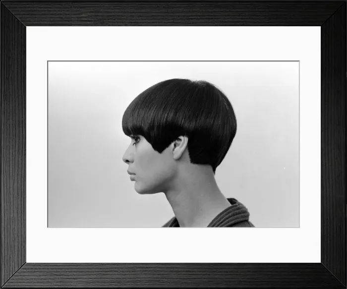 Framed Print : Model Sandra Mundy, with her boyish Mary Quant hair style