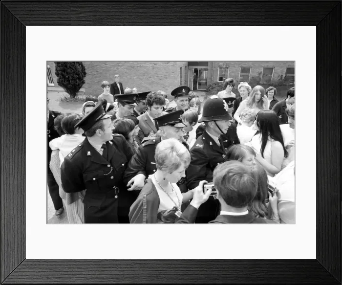 Framed Print : Welsh singerTom Jones visited Corley Residential School