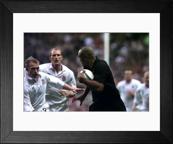 Framed Print : England 16-30 New Zealand, Rugby Union World Cup Group B Pool match at Twickenham