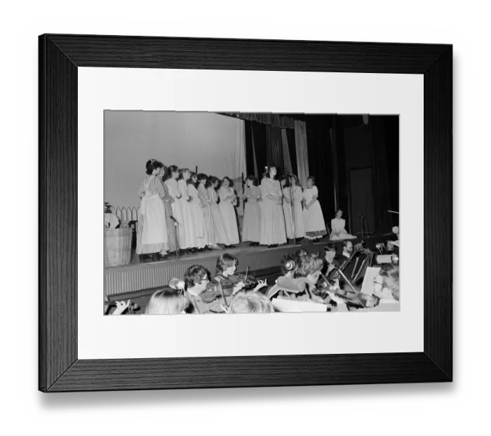 Framed Print : Ruth Jones appears in Porthcawl Comprehensive Schools production of