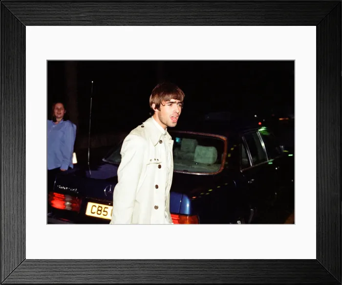 Framed Print : Liam Gallagher of Oasis arriving for The Mercury Pop Awards in London Framed Print : Liam Gallagher of Oasis arriving for The Mercury Pop Awards in London