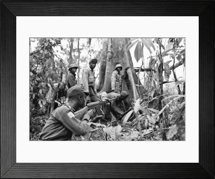 Framed Print : Biafran soldiers seen here advancing through the jungle towards the Nigerian army