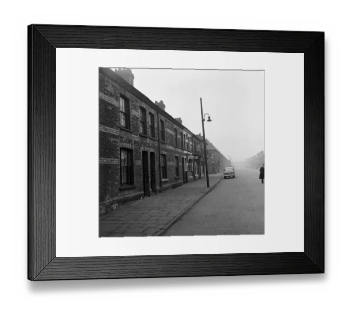 Framed Print : The home of Shirley Basseys mother Eliza in Tiger Bay, Cardiff. 22nd January 1960 Framed Print : The home of Shirley Basseys mother Eliza in Tiger Bay, Cardiff. 22nd January 1960