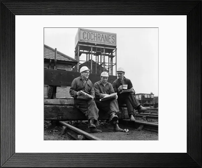 Framed Print : The closure of Cochranes, Middlesbrough. 1971 Framed Print : The closure of Cochranes, Middlesbrough. 1971
