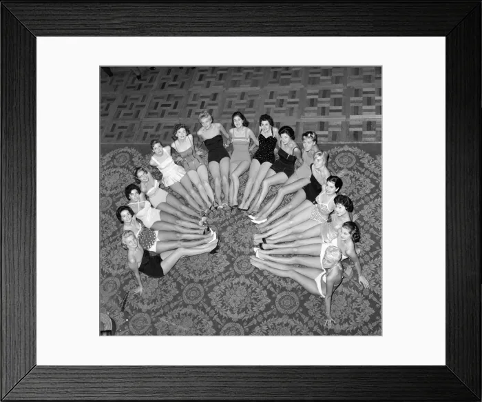 Framed Print : 1958 Miss World Beauty Contestants, 6th October 1958 Framed Print : 1958 Miss World Beauty Contestants, 6th October 1958